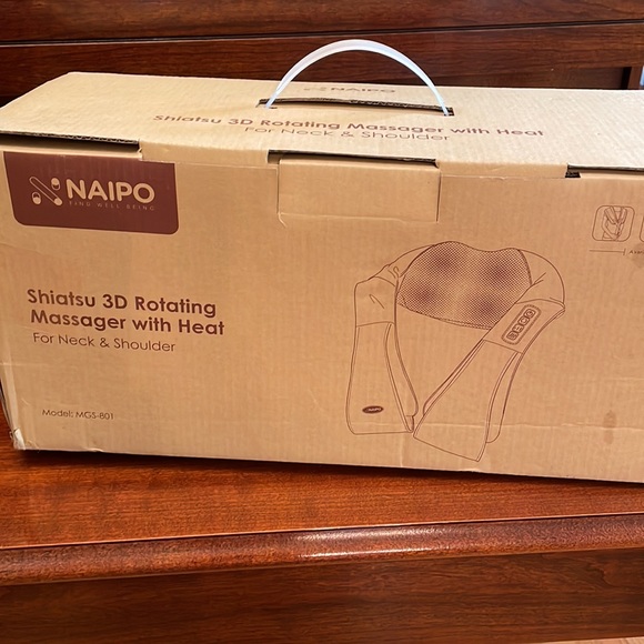NAIPO SHIATSU BACK AND NECK ROTATING MASSAGER WITH HEAT 3D DEEP KNEADING. NEW!!! - Picture 12 of 12